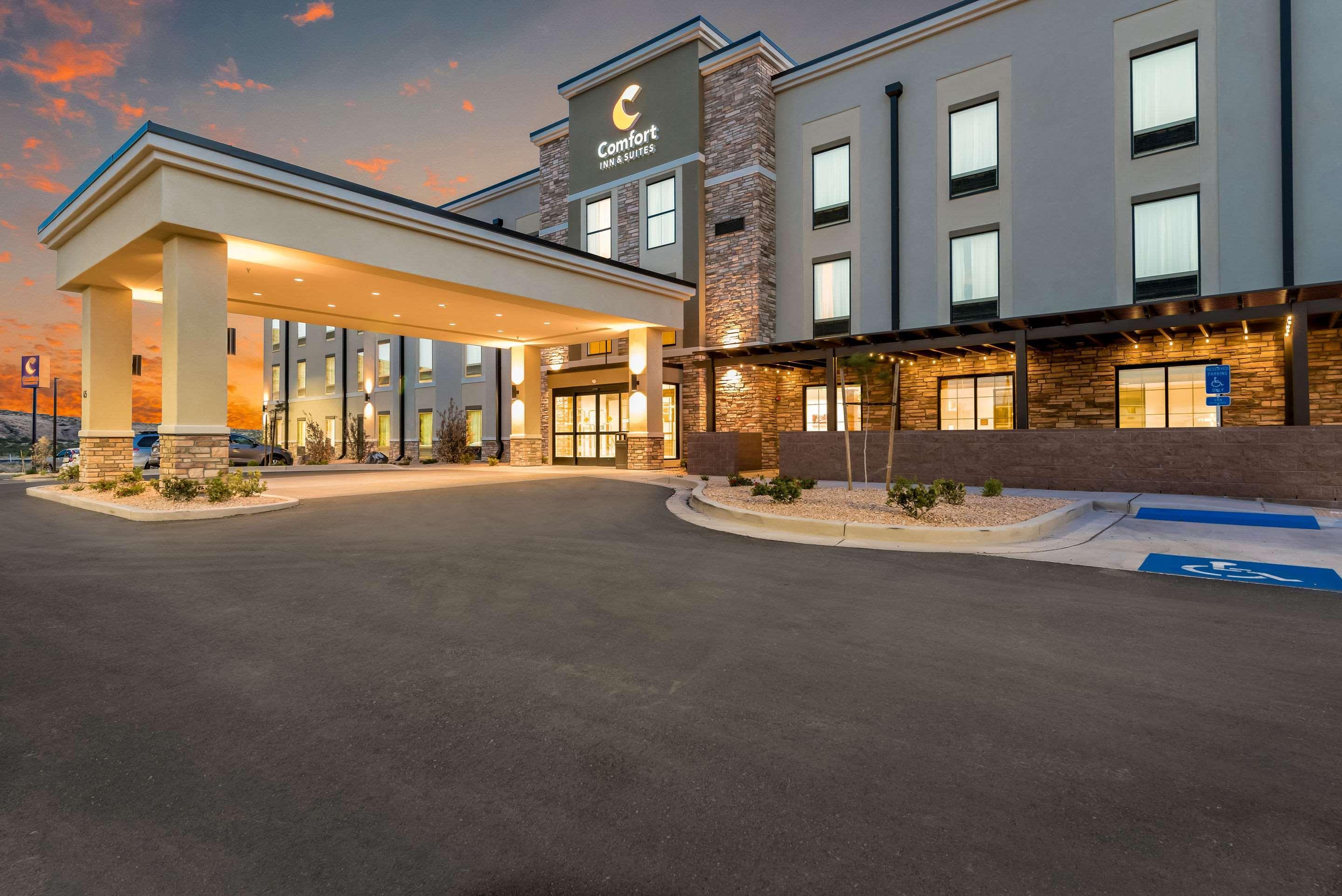 Comfort Inn & Suites Zion Park Area Hurricane Esterno foto